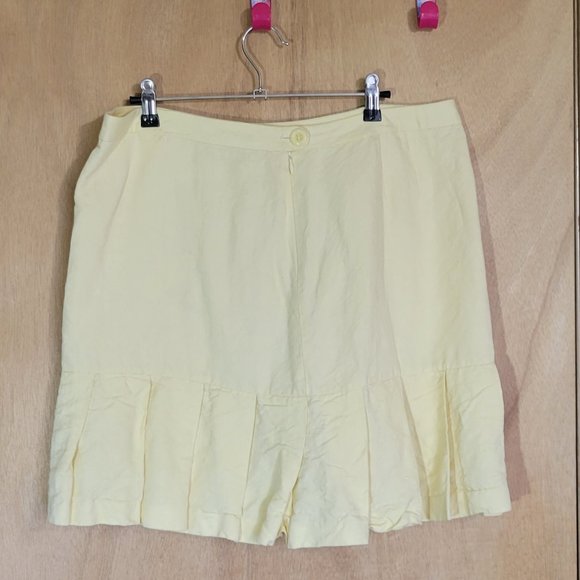 Ann Taylor Loft Skirt Size 14 Yellow Pleated Hem - Picture 2 of 6